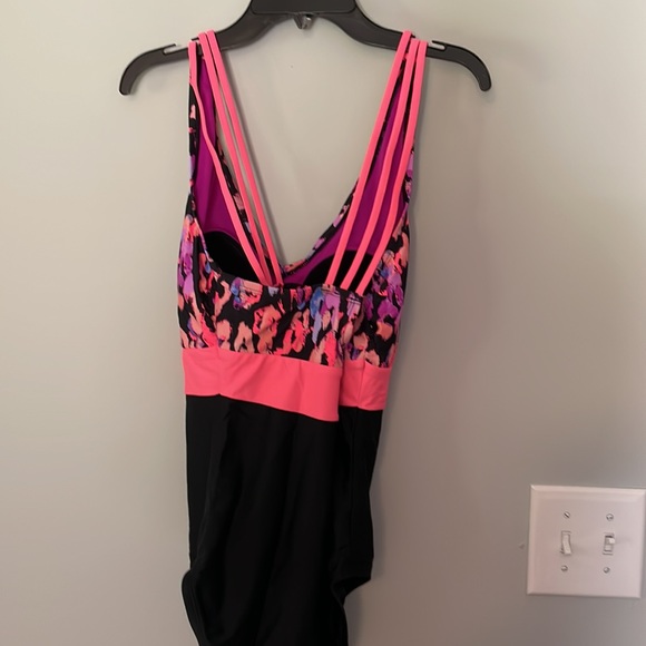 Zelos Swim-one piece swimsuit - Picture 2 of 4